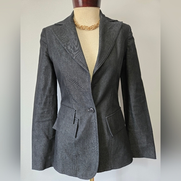 JAQUELINE CONOIR Designer Dark Wash Denim Fitted Blazer. Size 2 - Picture 1 of 11